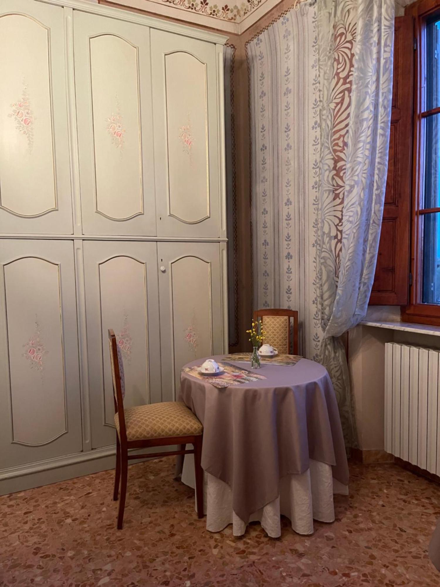La Casa Sul Lungarno Lejlighed Uliveto Terme Eksteriør billede